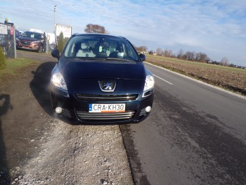 PEUGEOT 5008 7-OSOBOWY NAVI ALU ZAMIANA RATY