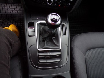 AUDI A4 KOMBI 2.0  ZAREJESTROWANA ZAMIANA