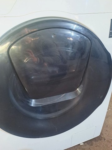 Sprzedam pralko-suszarke firmy Samsung