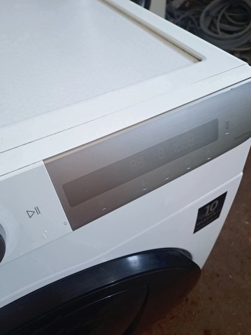 Sprzedam pralko-suszarke firmy Samsung