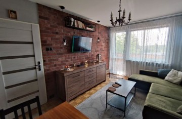 Na sprzedaż 4 pok. mieszkanie, balkon, 1 piętro- ul. Piłsuds ...