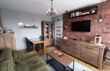 Na sprzedaż 4 pok. mieszkanie, balkon, 1 piętro- ul. Piłsuds ...