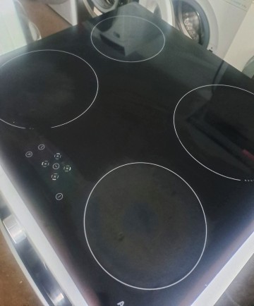Sprzedam płytę indukcyjną firmy Amica