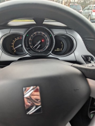 Citro&euml;n DS3 1.2 VTi Chic ; 2013r Niski przebieg 65 900 km