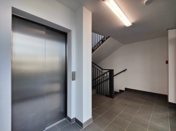 Sprzedam mieszkanie 3 pok., 3 piętro-balkon-os. Diamentowe