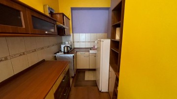 Przestronne-5 pokojowe mieszkanie-1 piętro-balkon-Star&oacute;wka