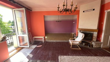 Przestronne-5 pokojowe mieszkanie-1 piętro-balkon-Star&oacute;wka