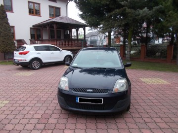 FORD FIESTA 1,25 benz. 2007 r./2008 r. 5 drzwi KLIMA zarej.