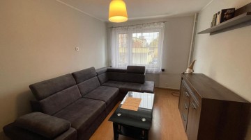 3 pok. mieszkanie, 1 piętro, niski blok -ul. Aleje 1 Maja