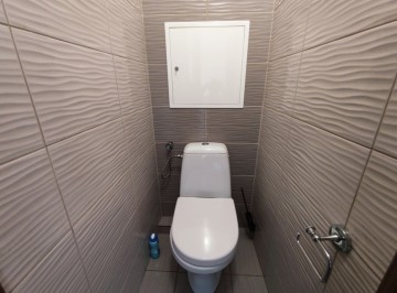 Wynajmę rozkładowe 3 pok. mieszkanie z balkonem, os. V