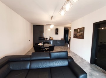 Apartament z tarasem, działką i miejscem parkingowym -Konin