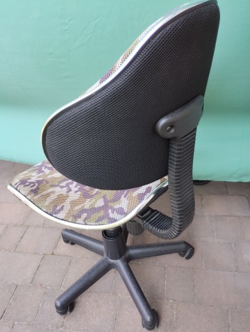 FOTEL OBROTOWY DO BIURKA