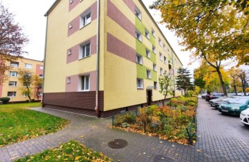 Przestronna kawalerka, II piętro, po remoncie, w niskim blok ...