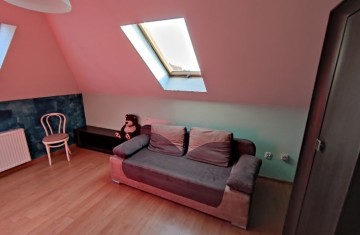 Do wynajęcia funkcjonalny dom dla pracownik&oacute;w w delegacji