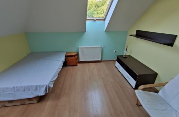 Do wynajęcia funkcjonalny dom dla pracownik&oacute;w w delegacji