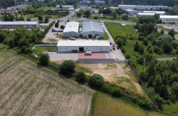 Hala prod.-magazynowa, biura, utwardzony plac, duża działka