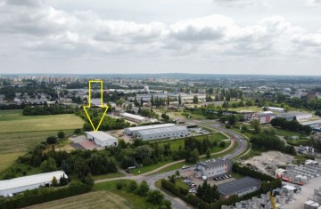 Hala prod.-magazynowa, biura, utwardzony plac, duża działka