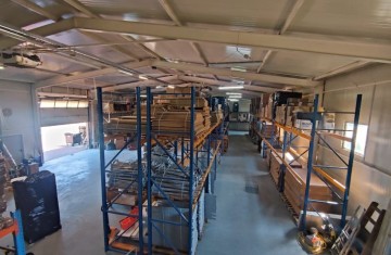 Hala prod.-magazynowa, biura, utwardzony plac, duża działka