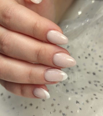 Stylizacja paznokci żel hybryda