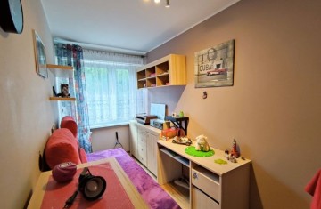 Wynajmę umeblowane, 2-pok. mieszkanie, II piętro, ul. Zakole