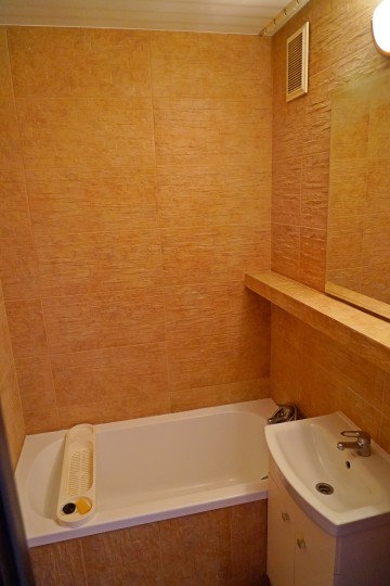 Sprzedam 4-pokojowe-mieszkanie 73 m&sup2;-Konin, ul. Przemysłowa