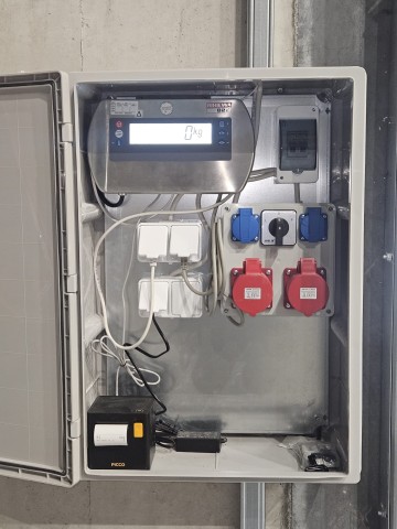 Sprzedam Waga 18m 50-60T Betonowa najazdowa