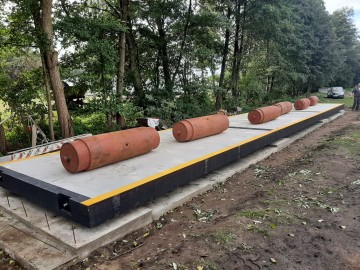 Sprzedam Waga 18m 50-60T Betonowa najazdowa