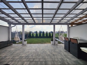 Sprzedam nowy, urządzony dom w dobrej lokalizacji -Żychlin