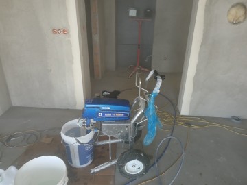 Szpachlowanie ,malowanie agregatem