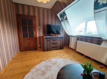 Oszczędny w eksploatacji dom, 2 garaże, działka o pow.2050m2