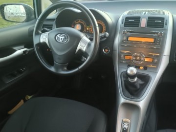 Toyota Auris 2007 2.2 diesel