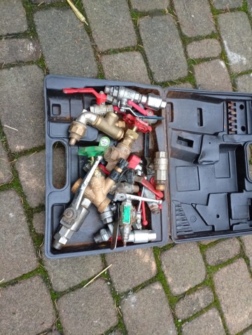 Sprzedam klucze i narzędzia