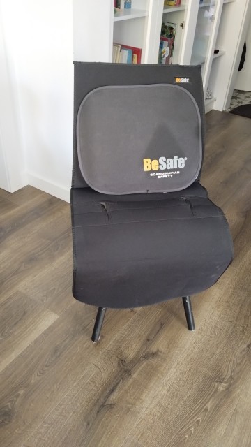 Foteliki z bazą isofix