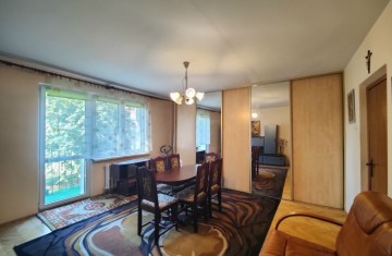 Sprzedam 2 pokoje z balkonem, 2 piętro - Osiedle Legion&oacute;w