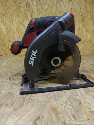 Pilarka tarczowa skil akumulatorowa erbauer