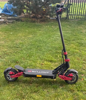 Hulajnoga elektryczna MOTUS PRO 10 Sport