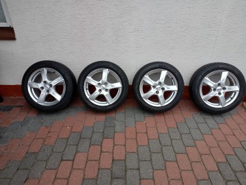 Felgi aluminiowe z oponami 195/55R16 Good Year zimowe