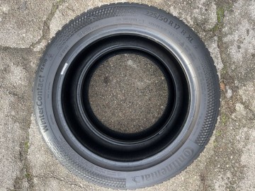 OPONY ZIMOWE 225/50/17