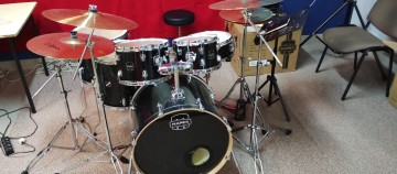 Sprzedam perkusję Mapex Venus