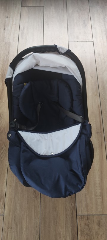 WÓZEK I FOTELIK tylko 190 zł