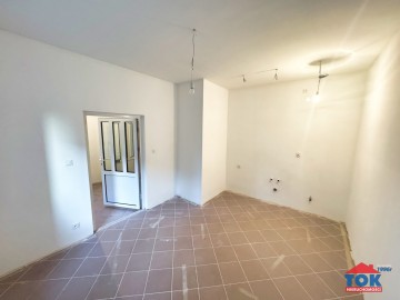 Inwestycja na sprzedaż 6 j. mieszkalnych, Konin, os. Chorzeń