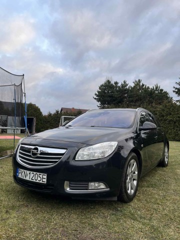 Sprzedam Opel Insignia 2.0 CDTI 2009 (2 komplety k&oacute;ł)
