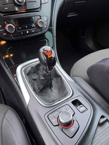 Sprzedam Opel Insignia 2.0 CDTI 2009 (2 komplety k&oacute;ł)