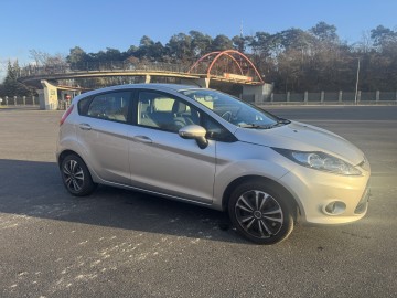 Sprzedam samoch&oacute;d Ford Fiesta 2009