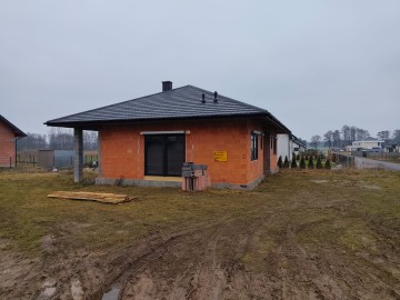 Na sprzedaż nowo wybudowany dom