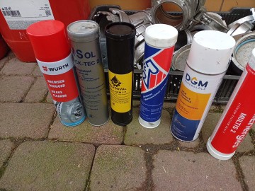 Sprzedam smary r&oacute;żnego rodzaju