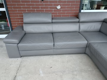 Sprzedam narożnik ze sk&oacute;ry