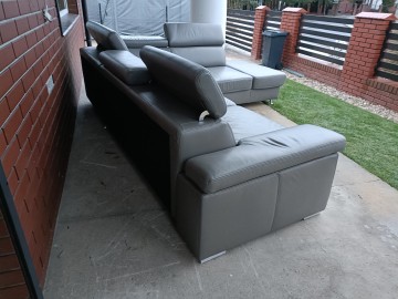 Sprzedam narożnik ze sk&oacute;ry