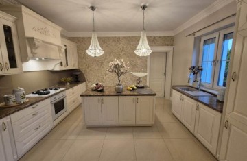 Nowoczesny, parterowy dom w spokojnej okolicy miasta, os. Pa ...