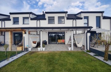 Sprzedam nowy, urządzony dom w dobrej lokalizacji - Żychlin